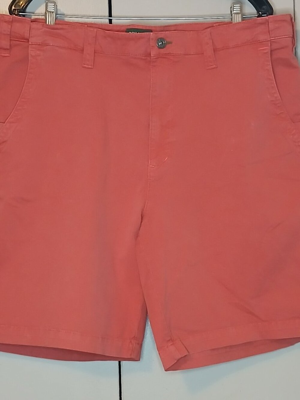 Orvis Men s 38 Red 4 Pocket Cotton Blend Shorts (0881F1)